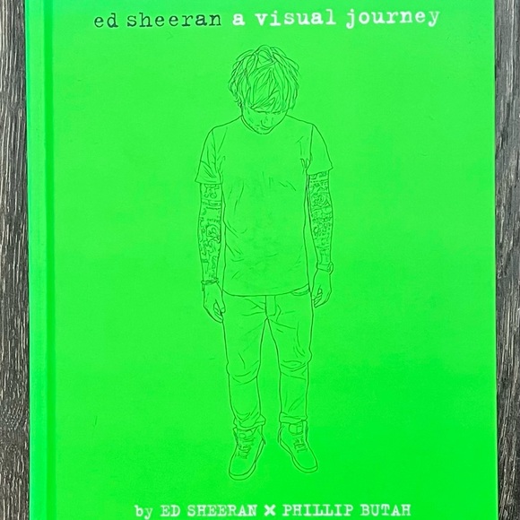 Ed Sheeran: a Visual Journey Hardcover Book - Picture 1 of 6